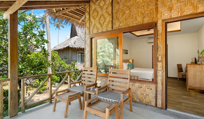 SAii PhiPhi Island Village Deluxe Premium Bungalow King Bed Balcony